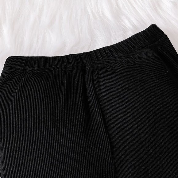 MAMA'S GIRL GRAPHIC SWEATSHIRT AND FLARE PANTS SET - Picture 2 of 5